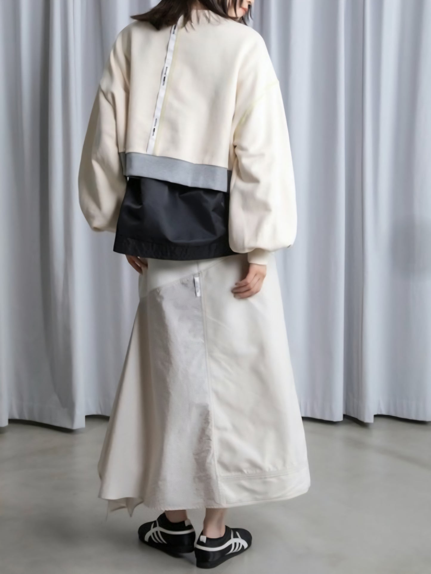 MARECHAL TERRE　バイカラーショートスウェットプルオーバー