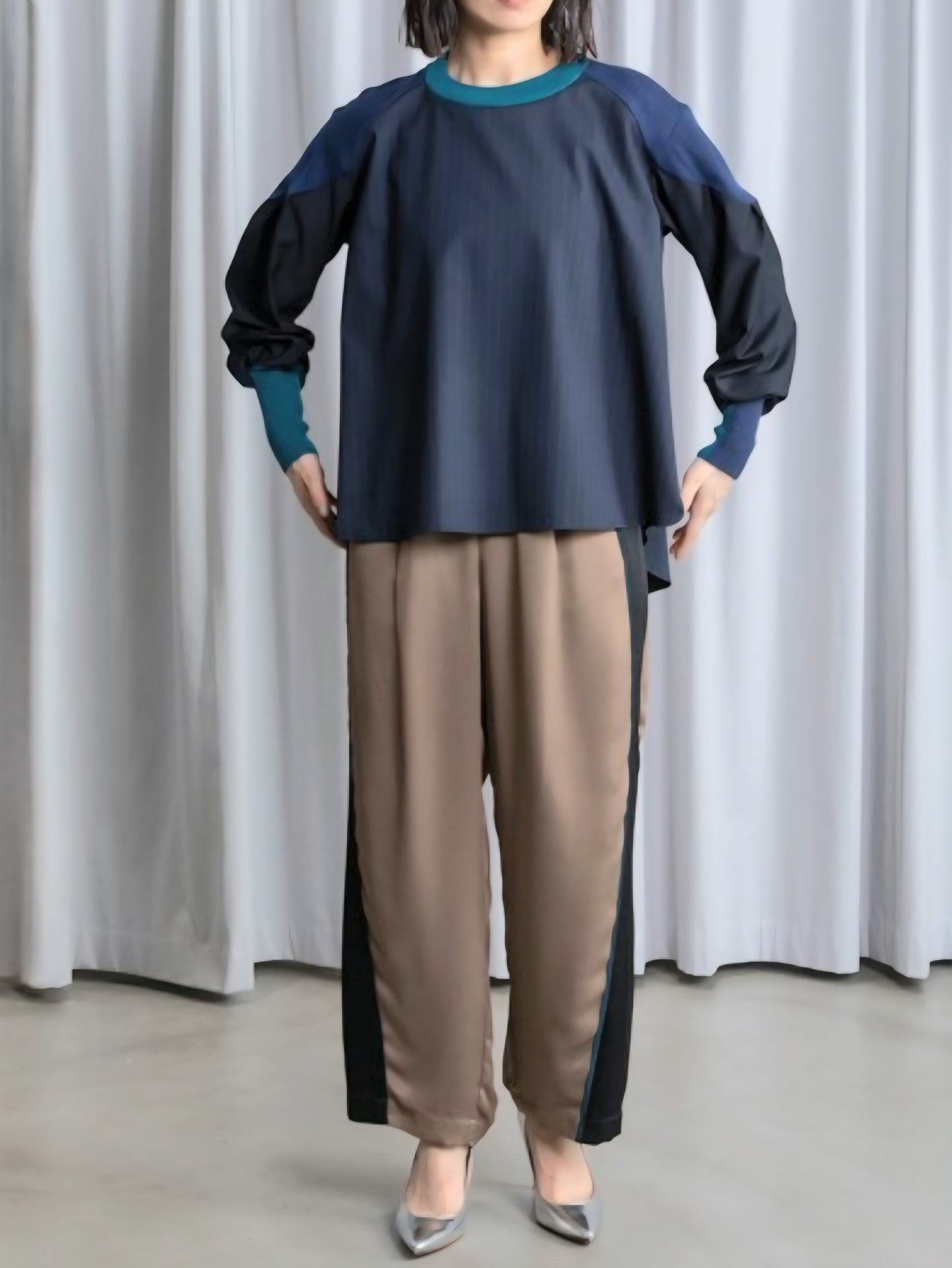 MARECHAL TERRE 布帛×配色ニットストライプフレアブラウスプルオーバー　