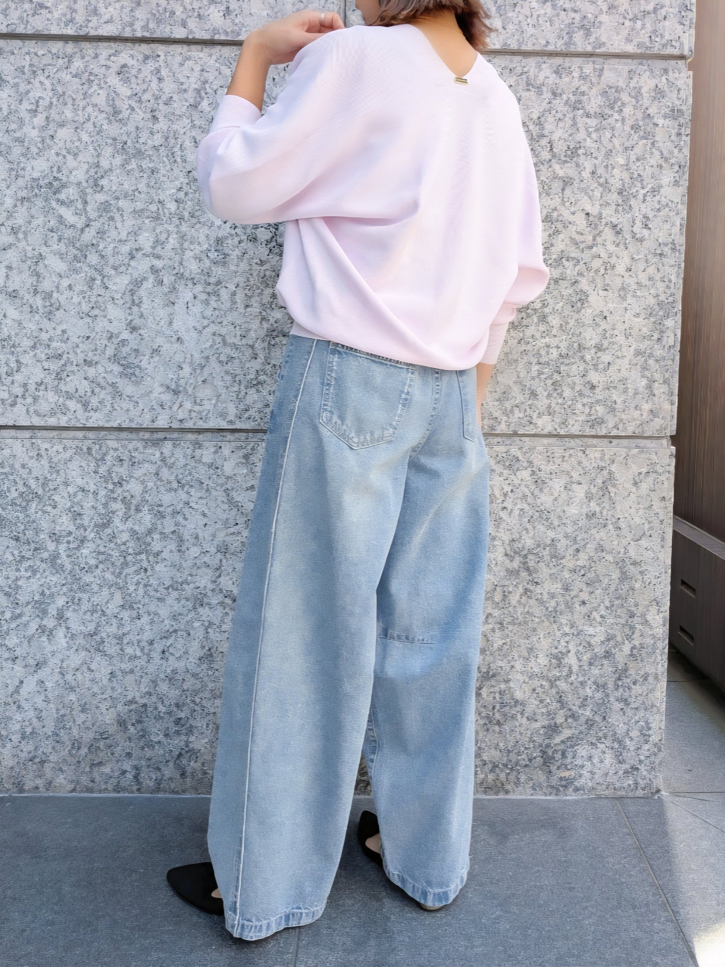 MICA＆DEAL ホールガーメントVネックニット