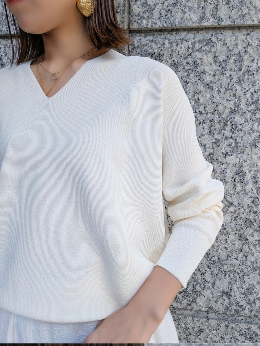 MICA＆DEAL ホールガーメントVネックニット