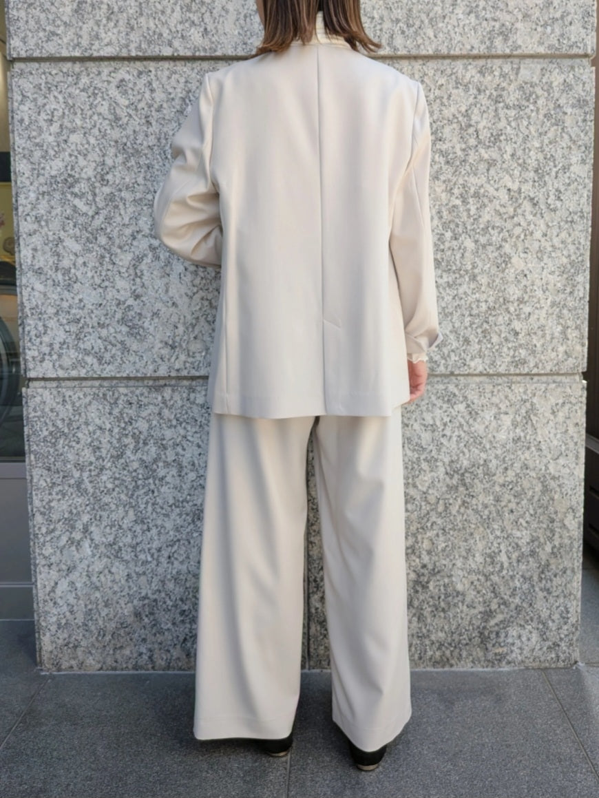trois　ソフィーツイルストレッチノーカラージャケット