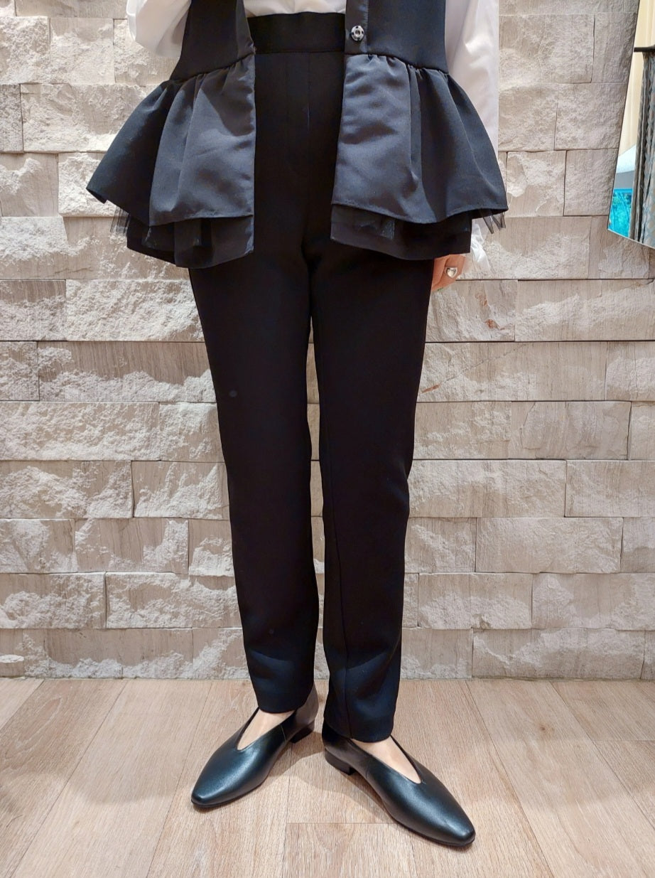 BEATRICE ダンボールバックスリットテーパードパンツ