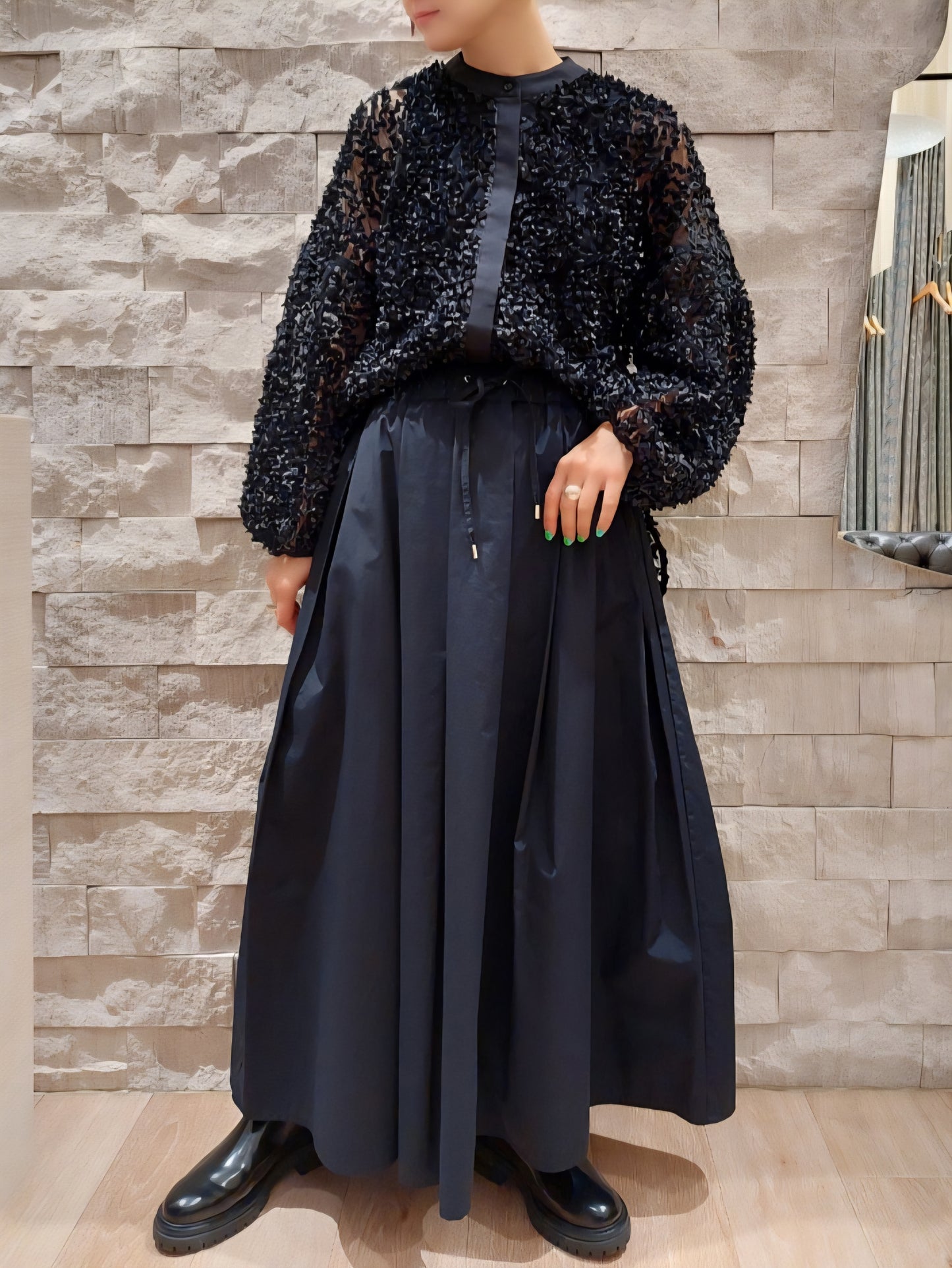 TORRAZZO DONNA フラワーレースバンドカラーふわ袖チュールブラウス