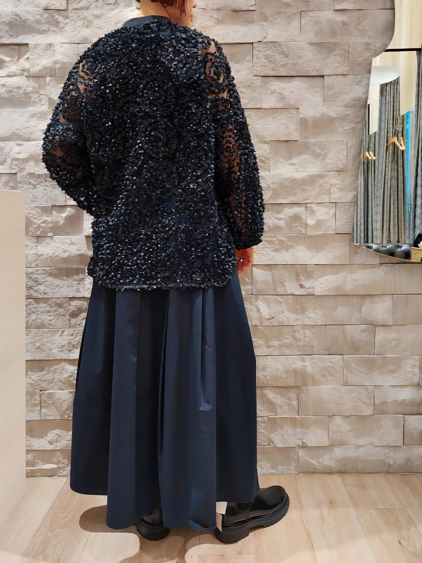 TORRAZZO DONNA フラワーレースバンドカラーふわ袖チュールブラウス