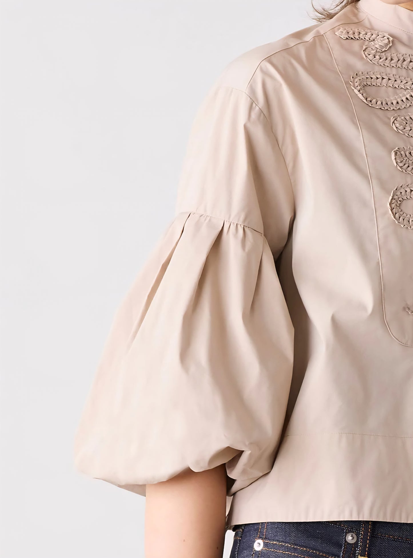 SOI-MeME　ダイヤタック刺繍バルーンスリーブショートブラウス