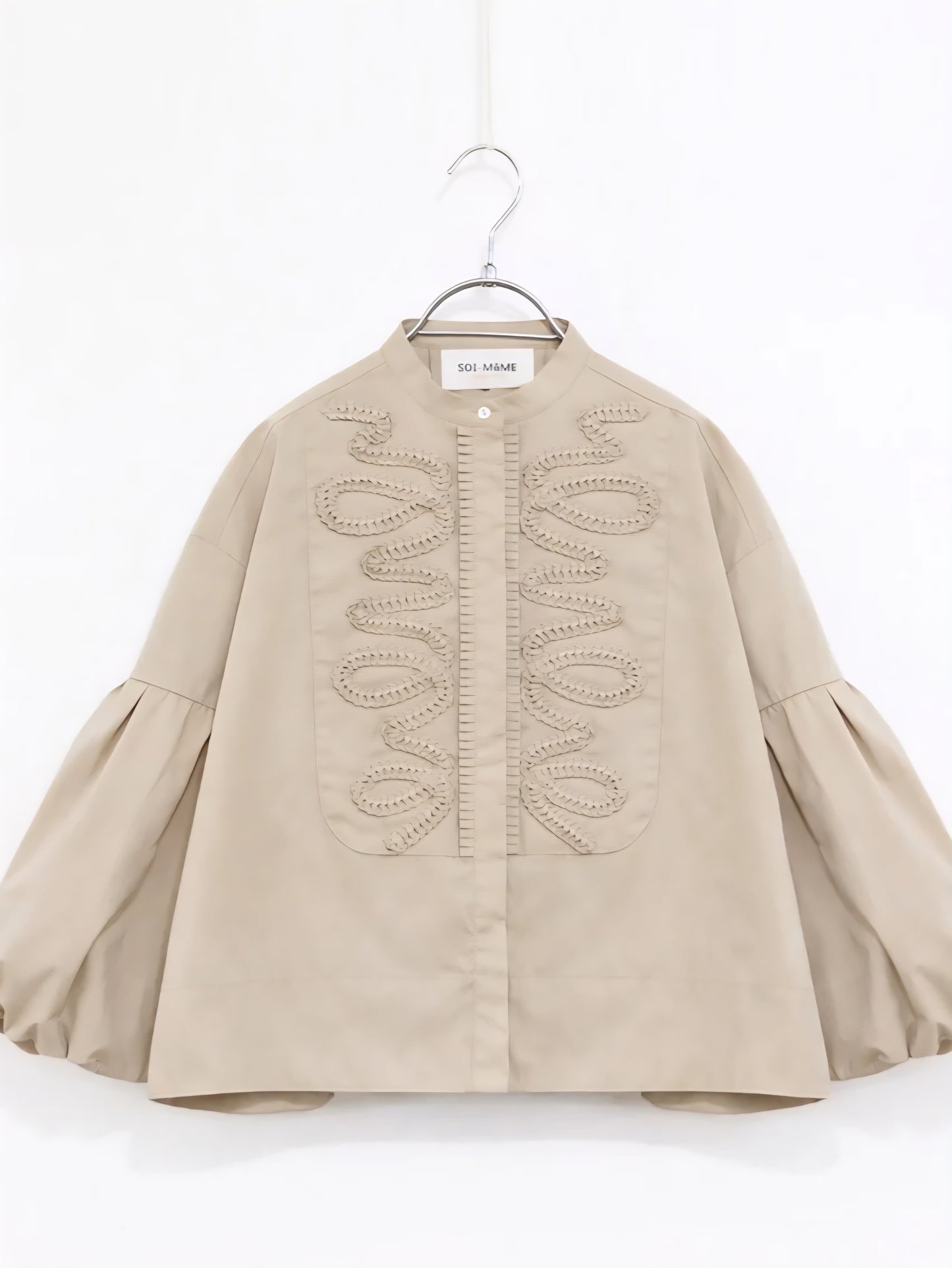 SOI-MeME　ダイヤタック刺繍バルーンスリーブショートブラウス