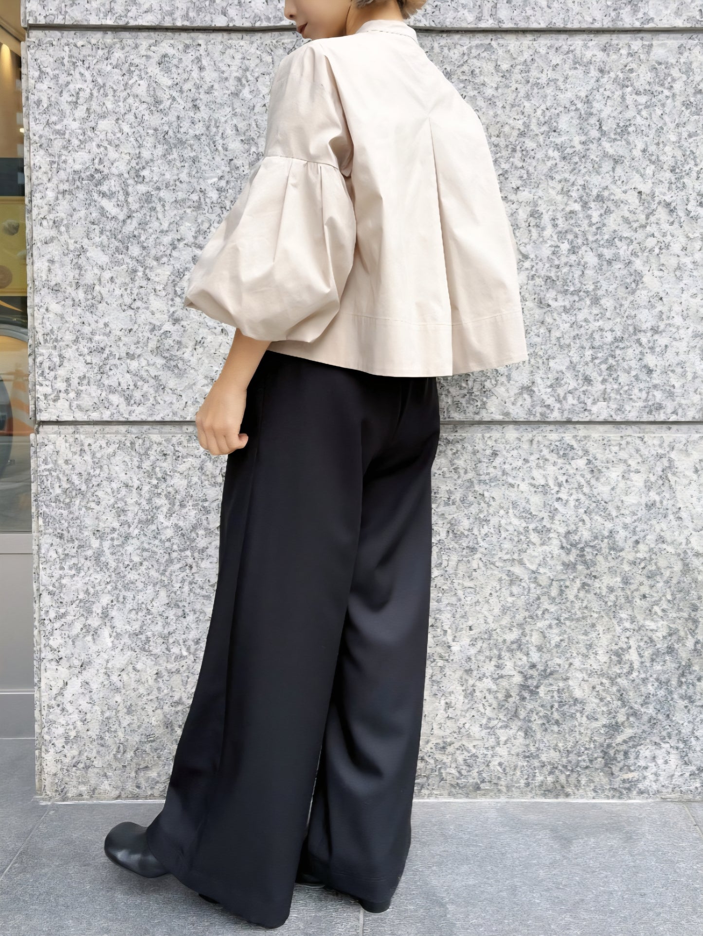 SOI-MeME　ダイヤタック刺繍バルーンスリーブショートブラウス