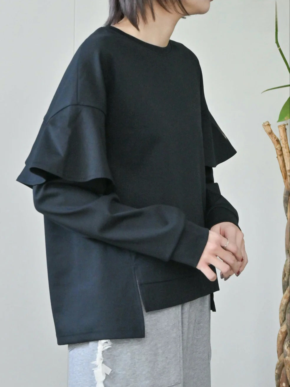 trois シルキーベアポンチバックフリルプルオーバー – TORAYA ONLINE STORE