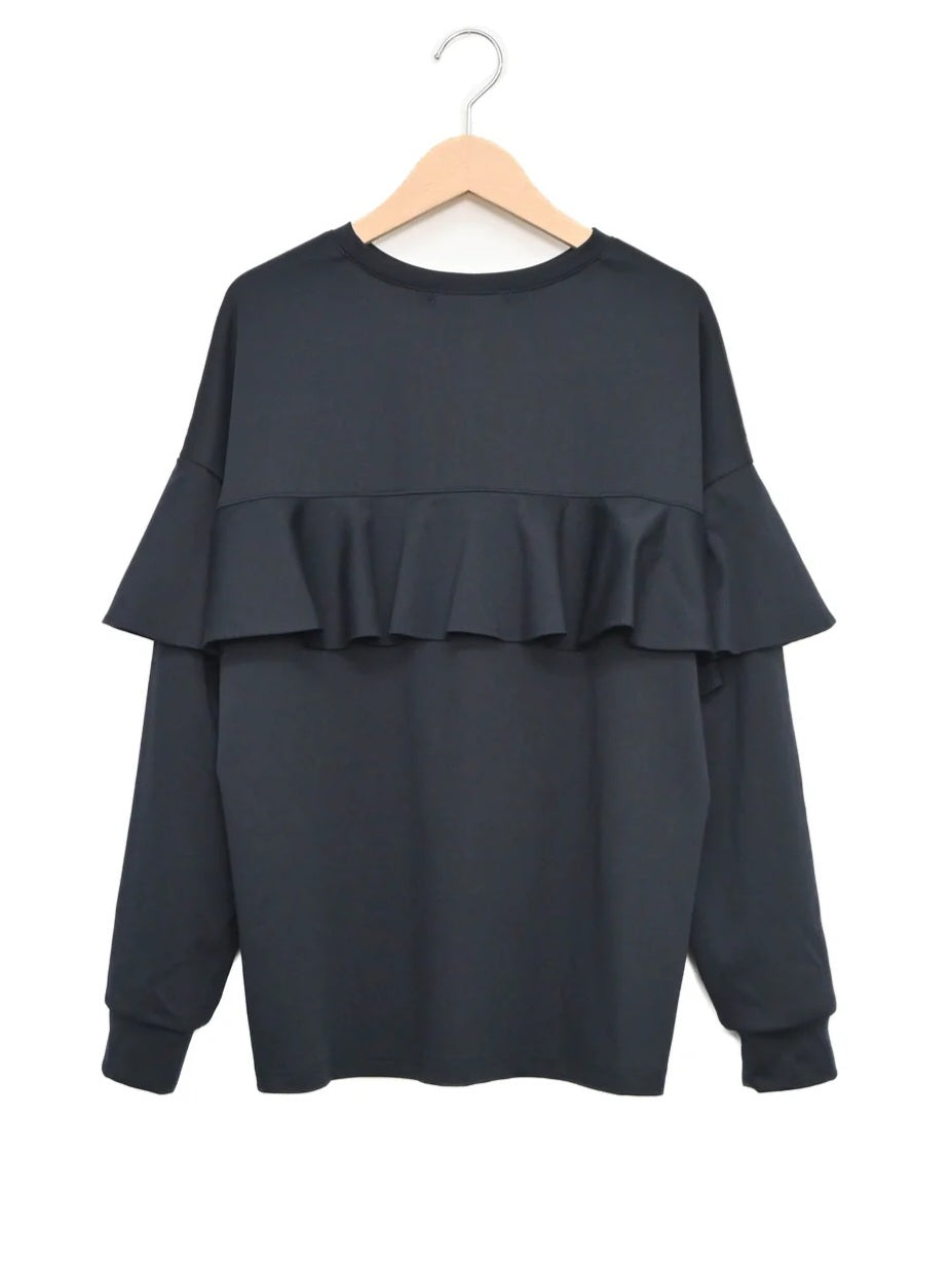 trois　シルキーベアポンチバックフリルプルオーバー