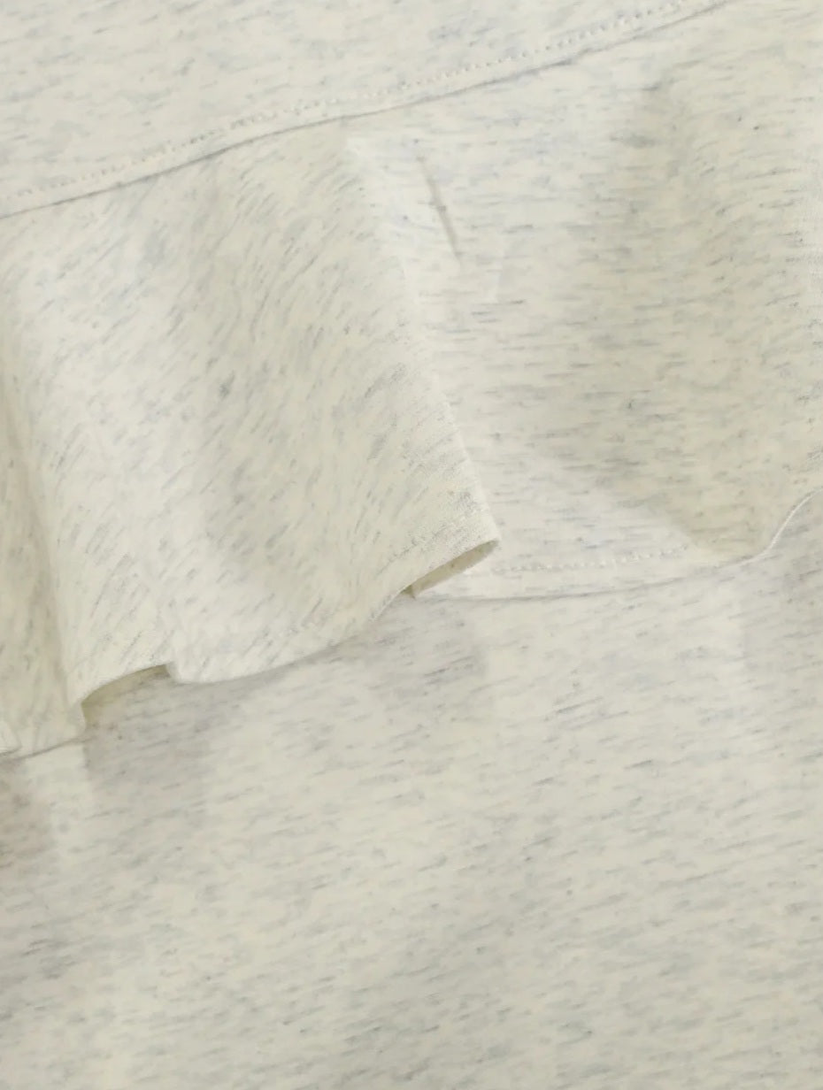 trois　シルキーベアポンチバックフリルプルオーバー