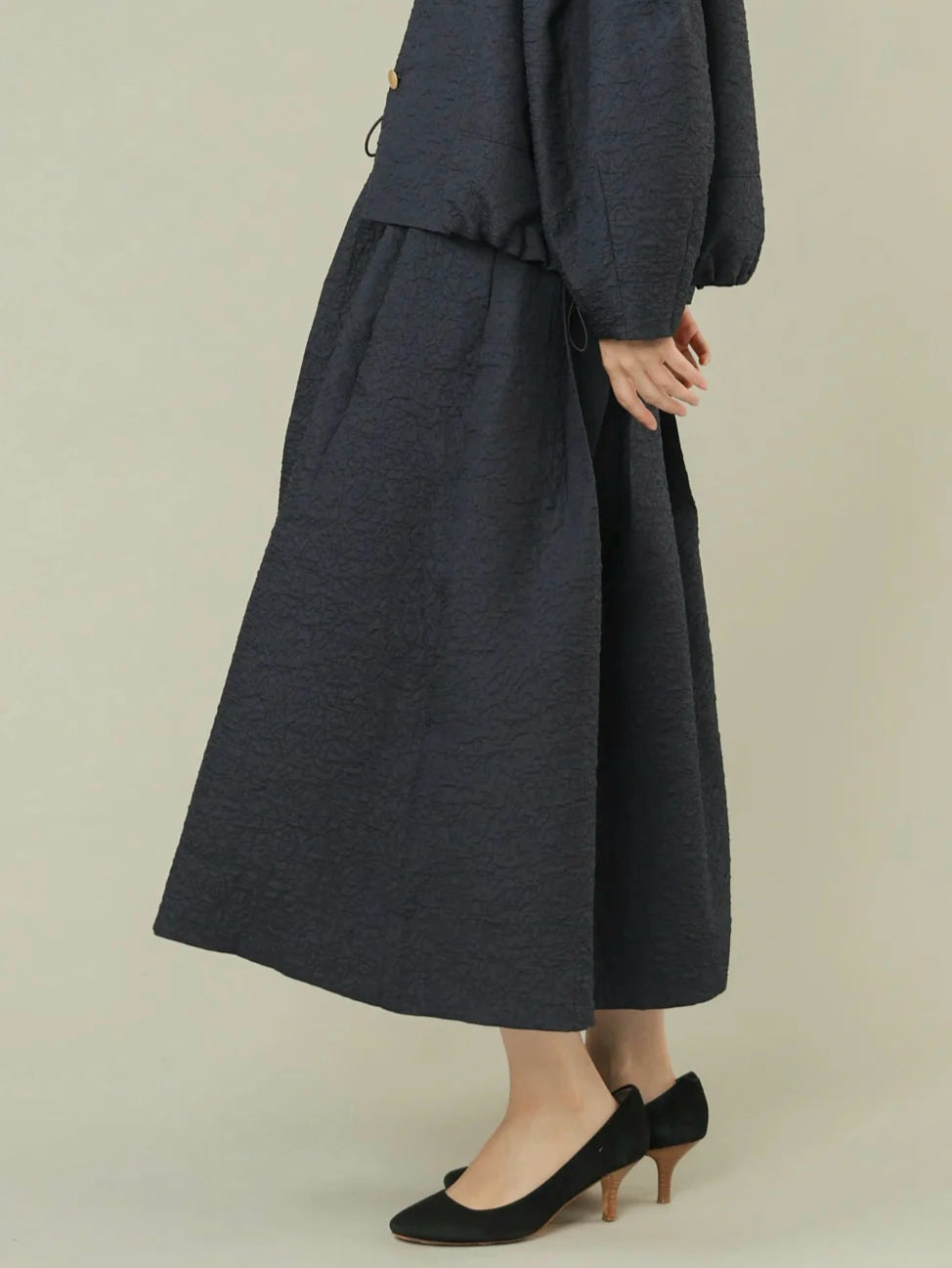 trois　ふくれジャガードスピンドルふんわりスカート