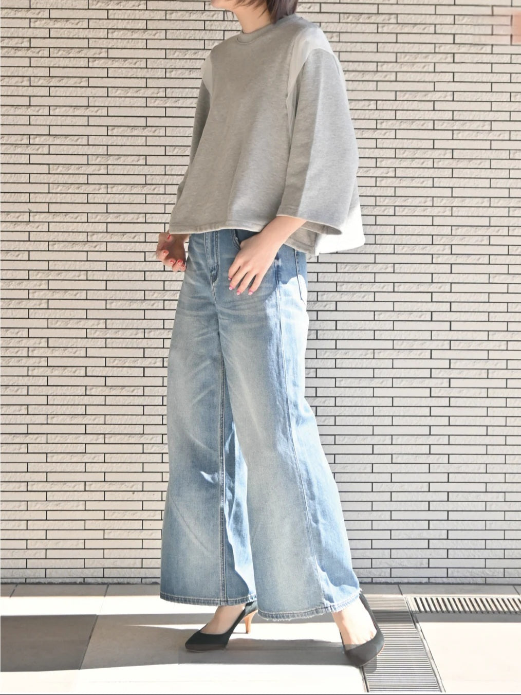 trois スリーブチュールフリル6分袖スウェット