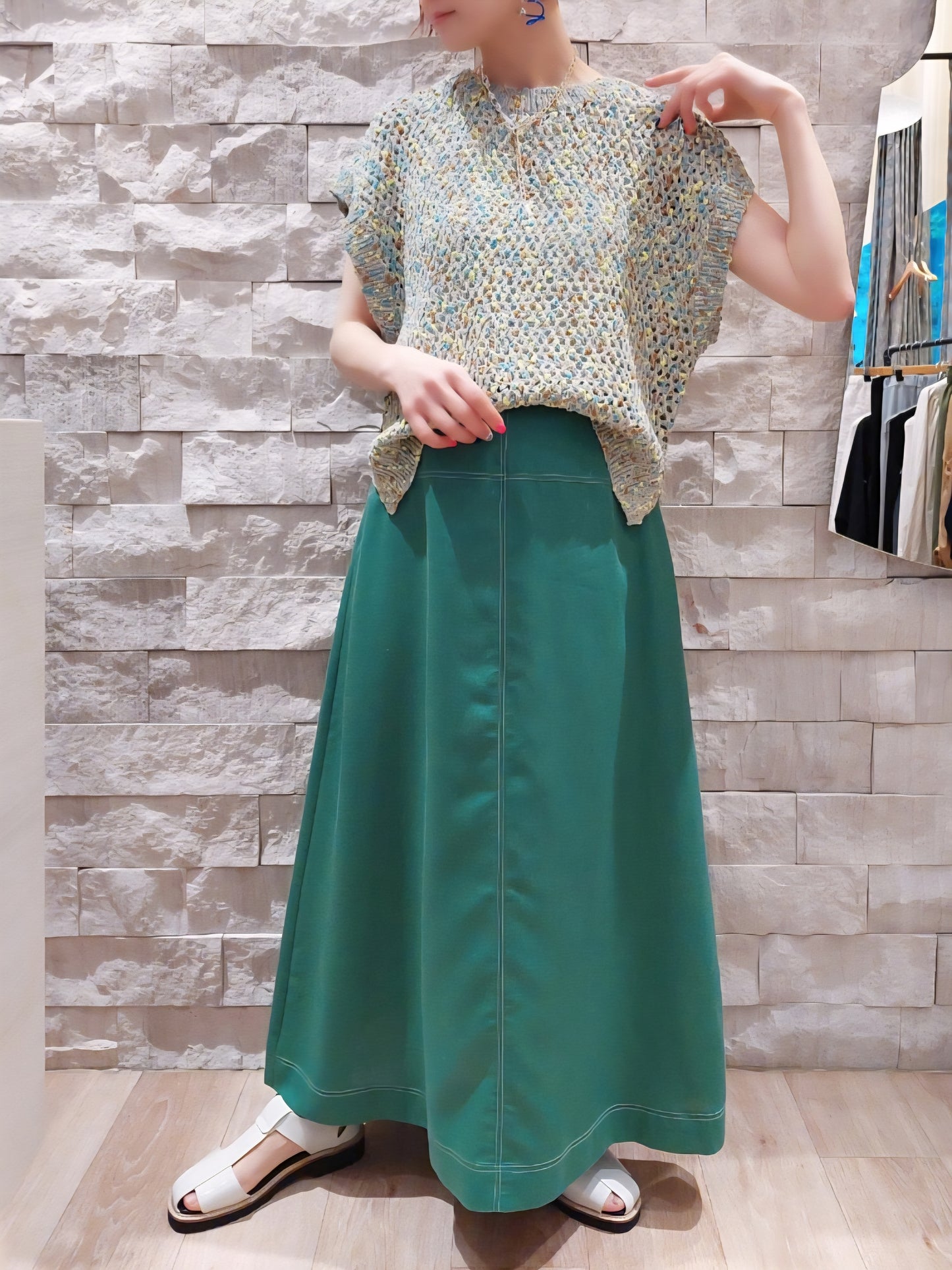 BRAHMIN ネオンカラーネップメッシュニット