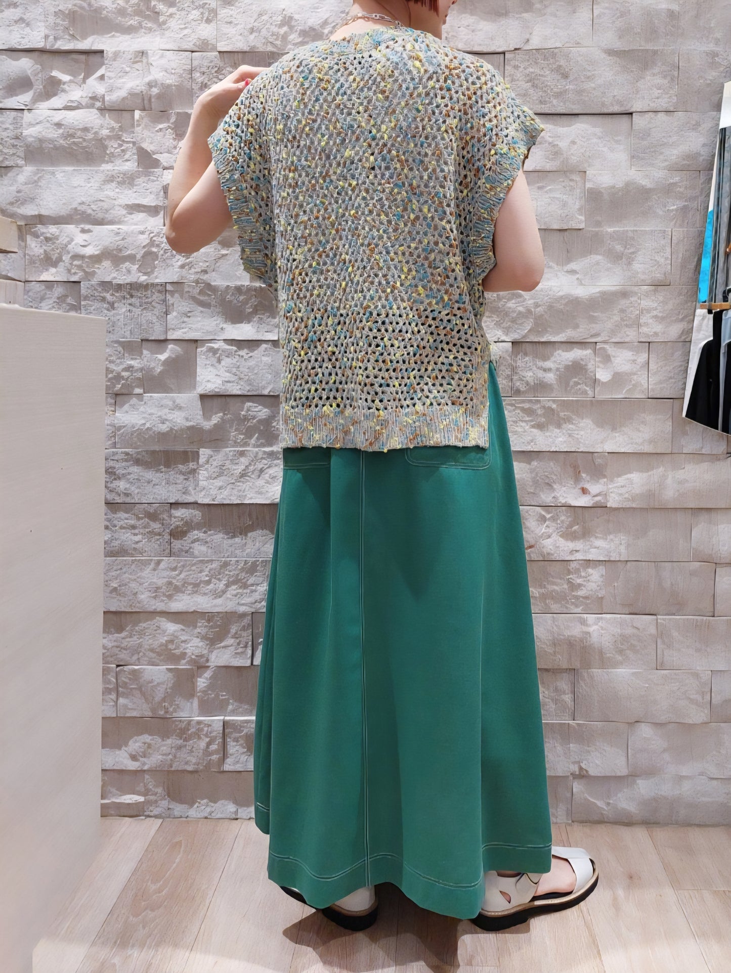 BRAHMIN ネオンカラーネップメッシュニット