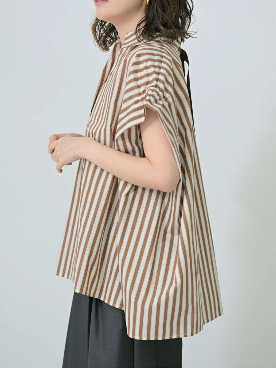 HERENCIA バックリボンストライプブラウス – TORAYA ONLINE STORE