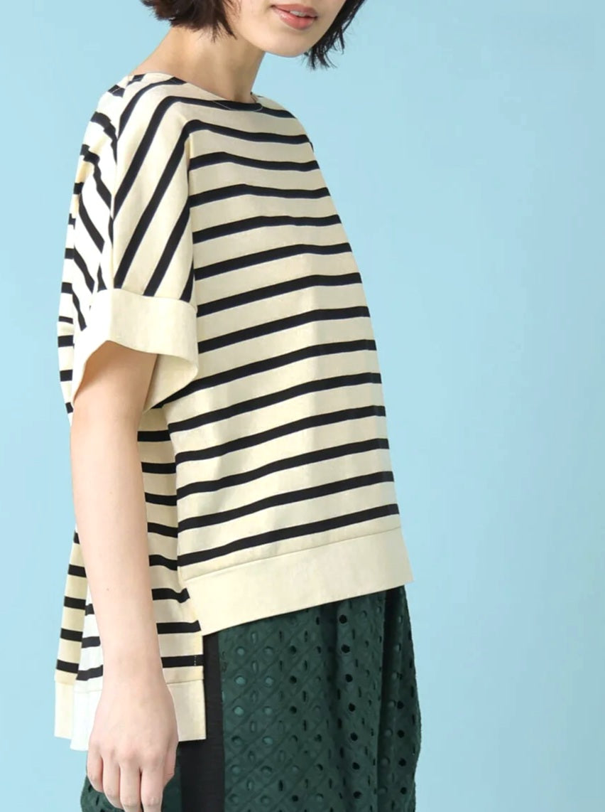 trois　バックフレアボーダーカットソープルオーバー