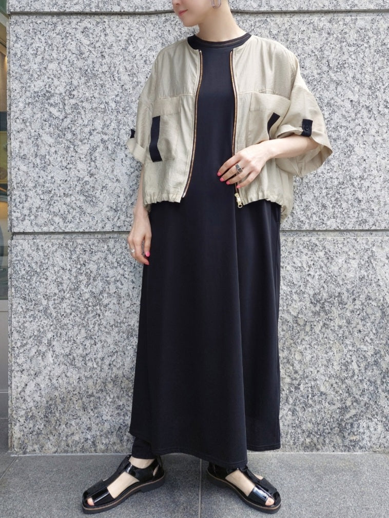 trois シアーマットサテンノーカラーシャツジャケット