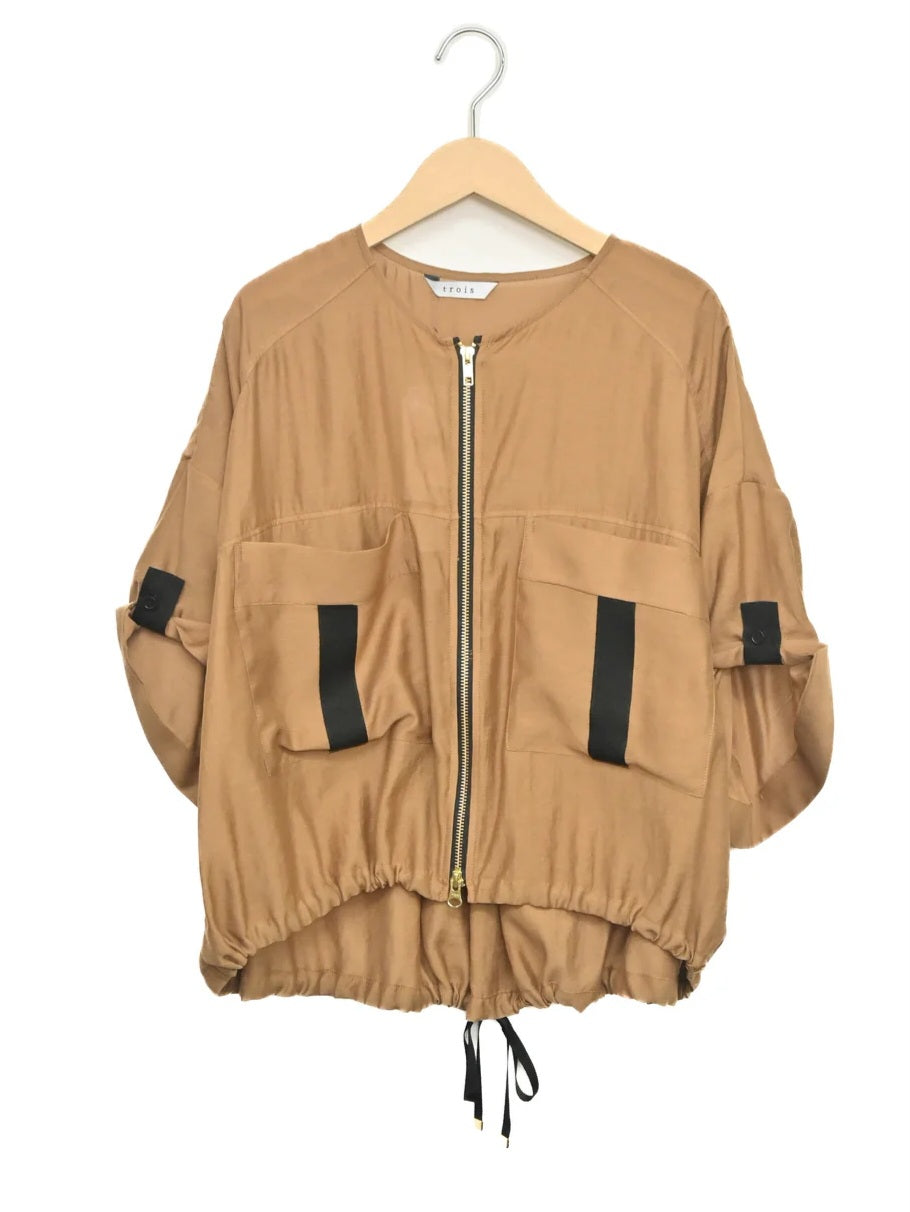 trois シアーマットサテンノーカラーシャツジャケット