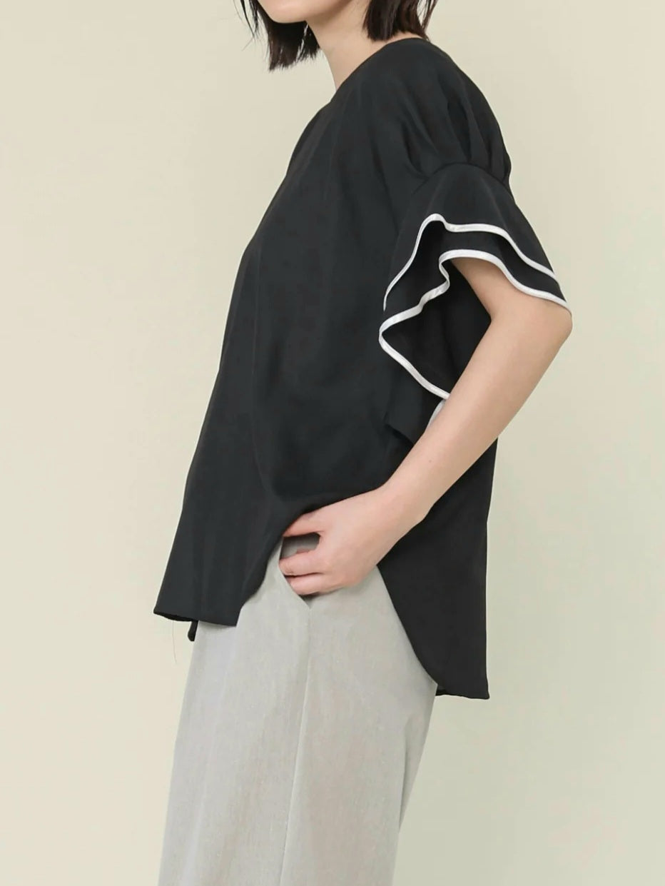 【SALE】trois リネンライクティアードフリルスリーブブラウス