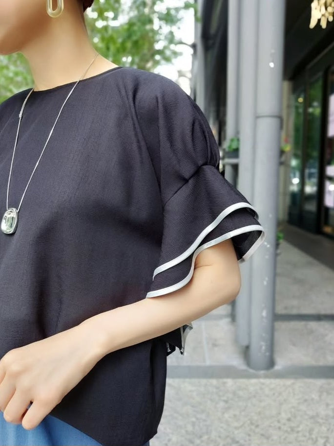 【SALE】trois リネンライクティアードフリルスリーブブラウス
